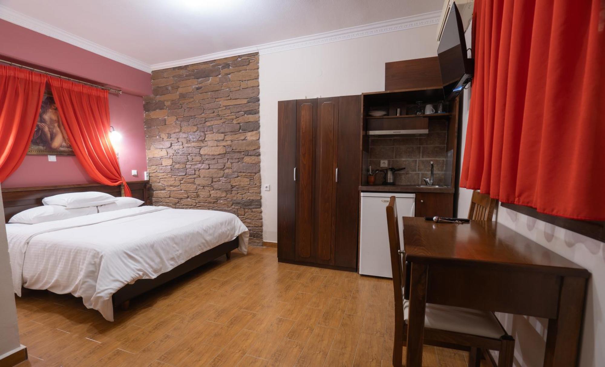 Kallinikos Guesthouse กาโต ลูตรากี ภายนอก รูปภาพ